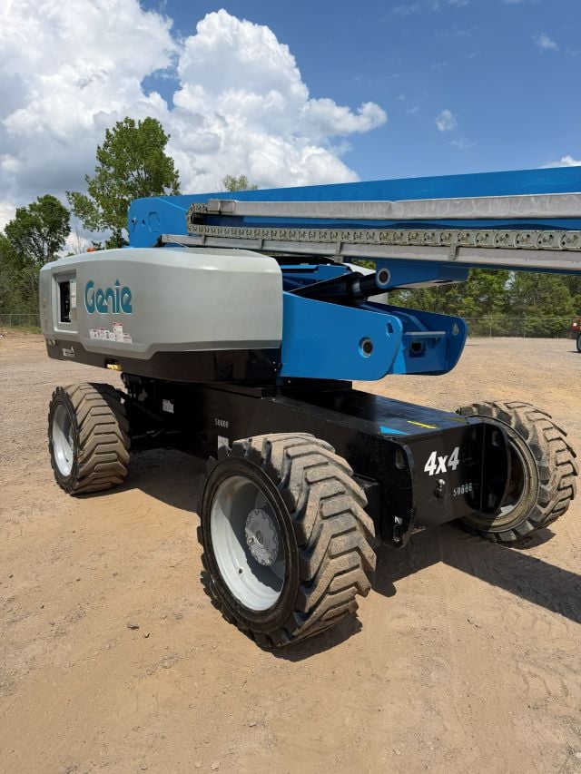 Used 2018 GENIE S-85 XC Telescopic Boom Lift