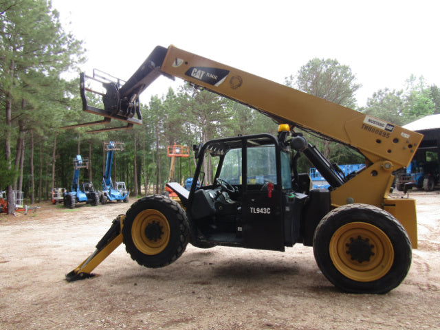 Used 2014 CAT TL943C Telehandler Forklift