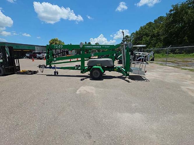Used 2017 GENIE TZ-50 Towable Boom Lift, photo 4