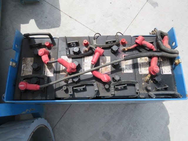 Used 2017 GENIE Z-30/20N RJ Articulating Boom Lift