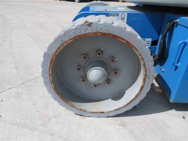 Used 2017 GENIE Z-30/20N RJ Articulating Boom Lift