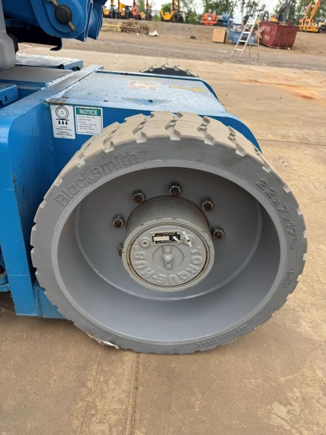 Used 2018 GENIE Z-30/20N RJ Articulating Boom Lift