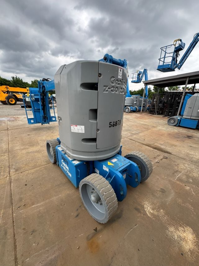 Used 2018 GENIE Z-30/20N RJ Articulating Boom Lift