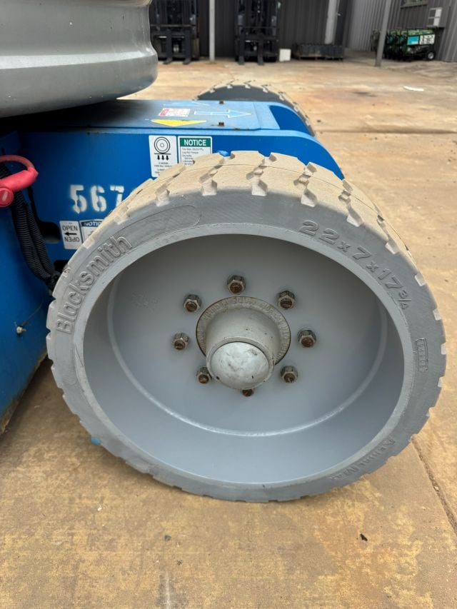Used 2018 GENIE Z-30/20N RJ Articulating Boom Lift