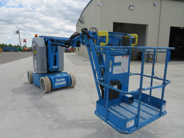 Used 2018 GENIE Z-30/20N RJ Articulating Boom Lift