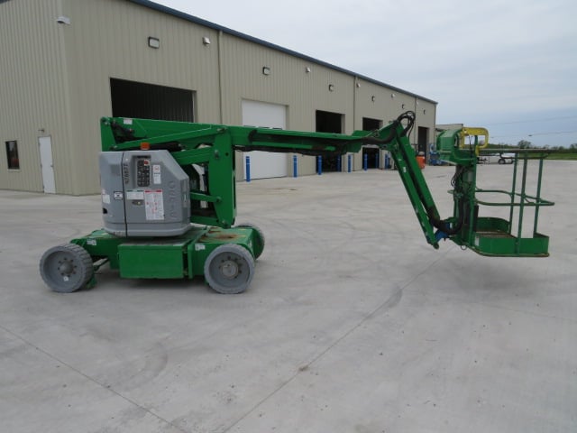 Used 2017 GENIE Z-34/22N Articulating Boom Lift