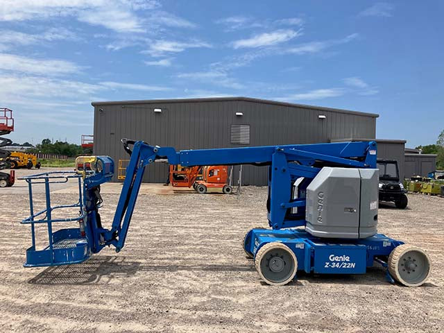 Used 2018 GENIE Z-34/22N Articulating Boom Lift