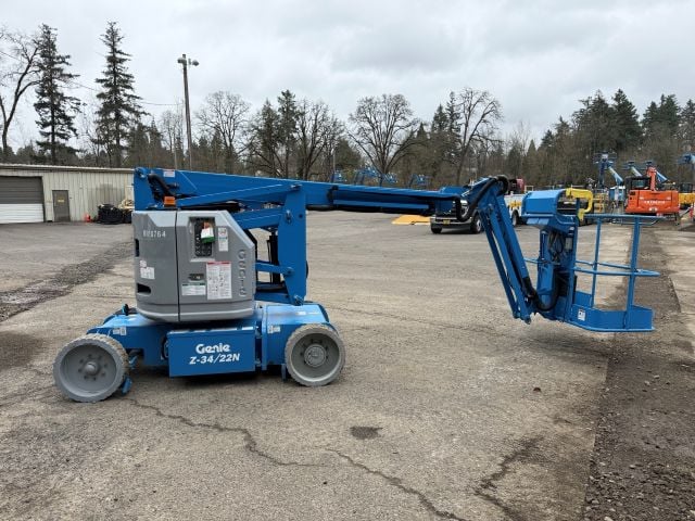 Used 2019 GENIE Z-34/22N Articulating Boom Lift