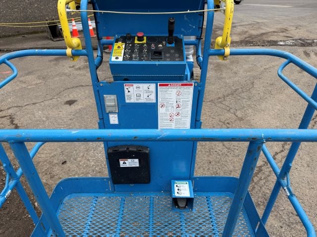 Used 2019 GENIE Z-34/22N Articulating Boom Lift