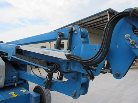 Used 2015 GENIE Z-45/25J DC Articulating Boom Lift