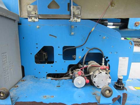 Used 2015 GENIE Z-45/25J DC Articulating Boom Lift