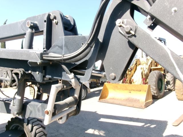 Used 2016 GENIE Z-45/25J RT Articulating Boom Lift