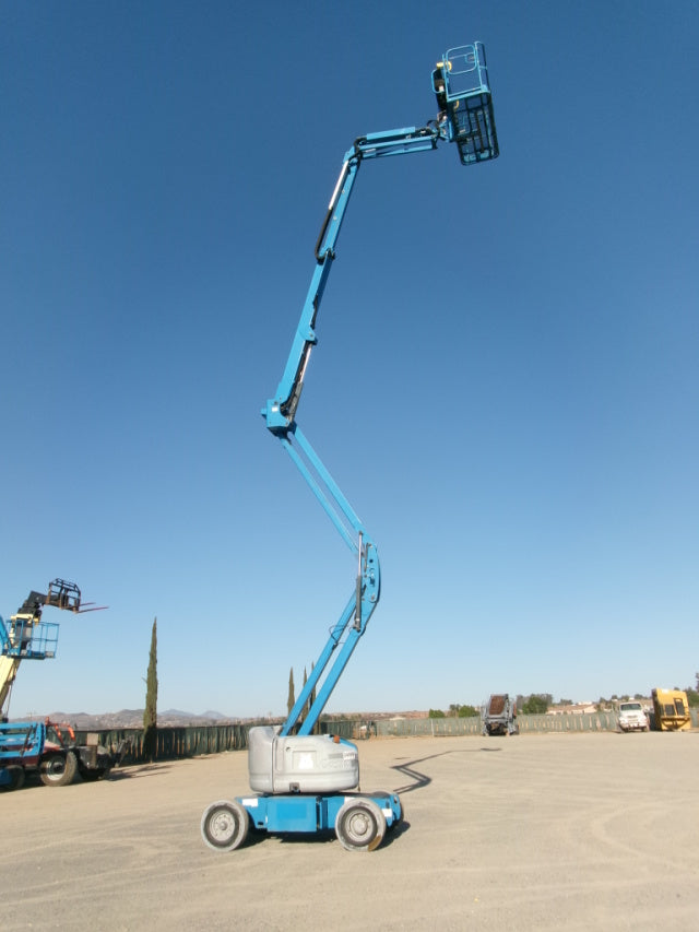 Used 2018 GENIE Z-45/25J DC Articulating Boom Lift