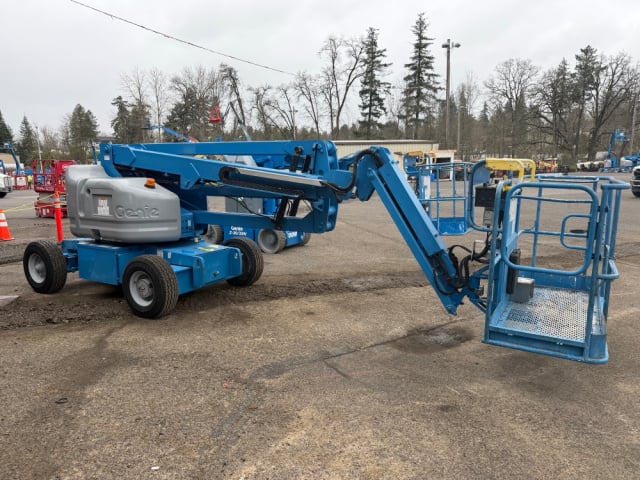 Used 2020 GENIE Z-45/25J DC Articulating Boom Lift