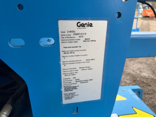 Used 2020 GENIE Z-45/25J DC Articulating Boom Lift