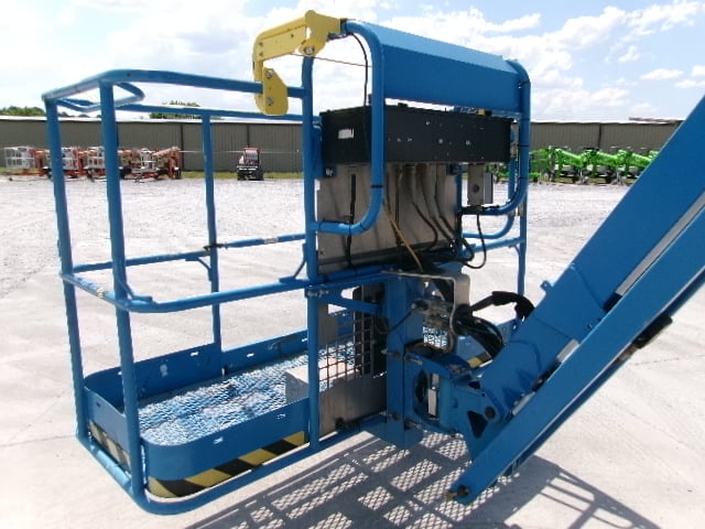 Used 2021 GENIE Z-45/25J DC Articulating Boom Lift