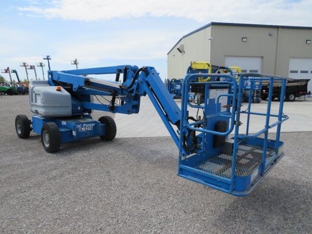 Used 2017 GENIE Z-45/25J DC Articulating Boom Lift