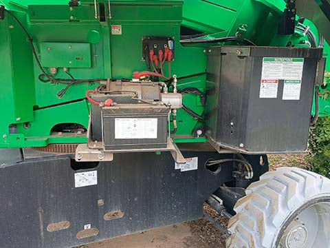 Used 2017 GENIE Z-60/37 Articulating Boom Lift