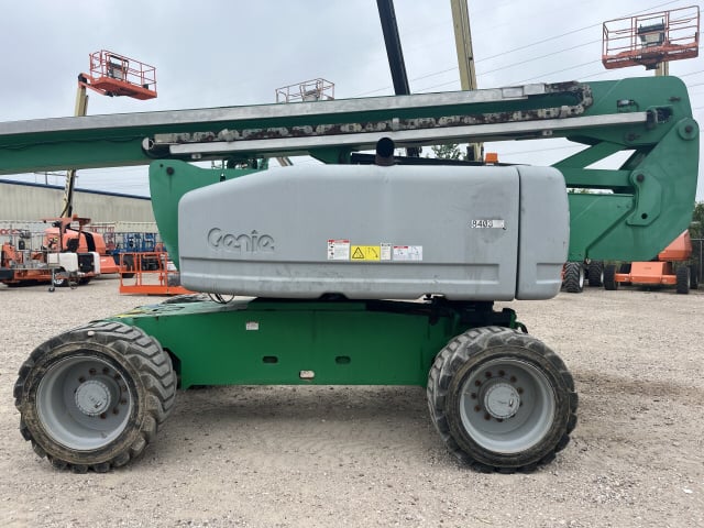 Used 2016 GENIE Z-80/60 Articulating Boom Lift