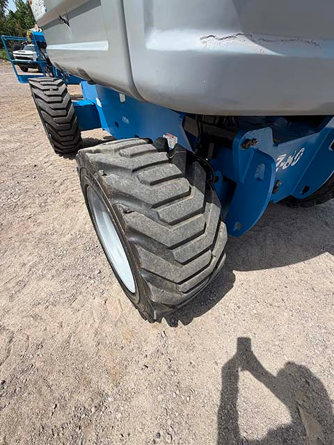 Used 2020 GENIE Z-80/60 Articulating Boom Lift