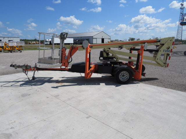 2014 JLG T350 Towable Boom Lift