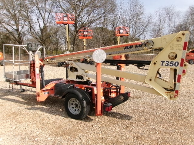 Used 2018 JLG T350 Towable Boom Lift