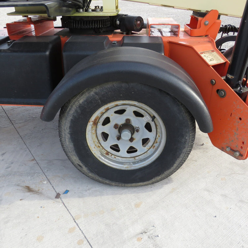 Used 2019 JLG T350 Towable Boom Lift, photo 12