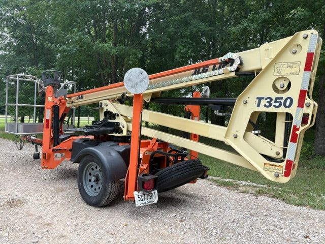 Used 2019 JLG T350 Towable Boom Lift