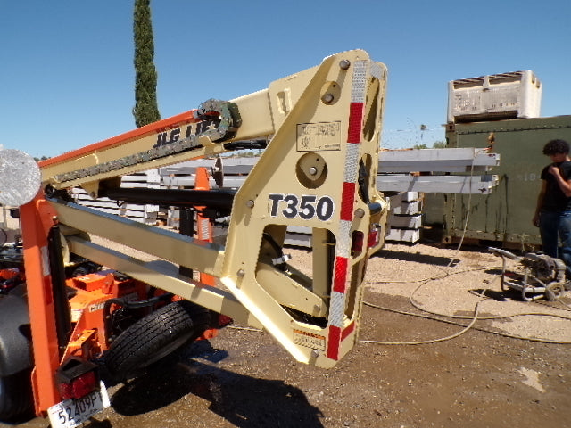 Used 2019 JLG T350 Towable Boom Lift