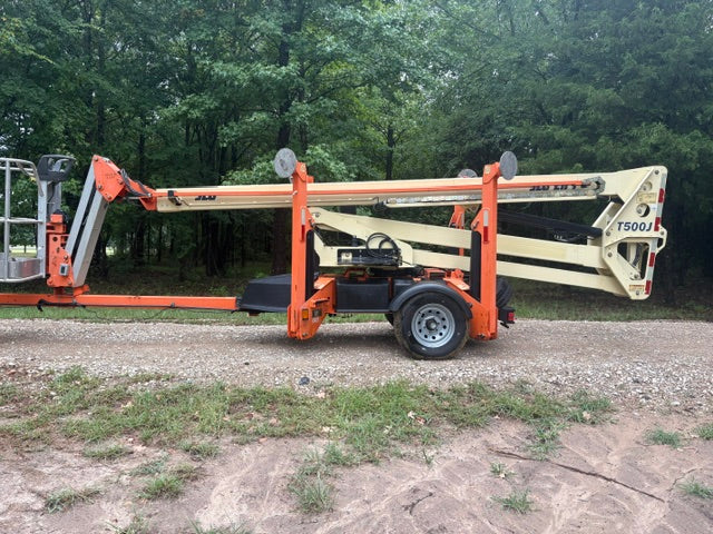 Used 2019 JLG T500J Towable Boom Lift