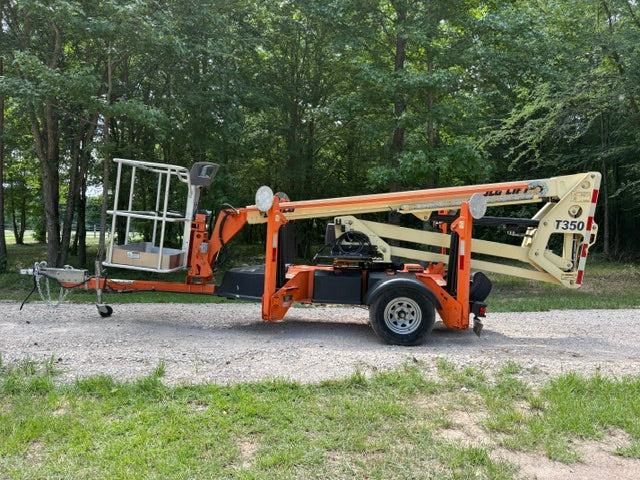 Used 2019 JLG T350 Towable Boom Lift
