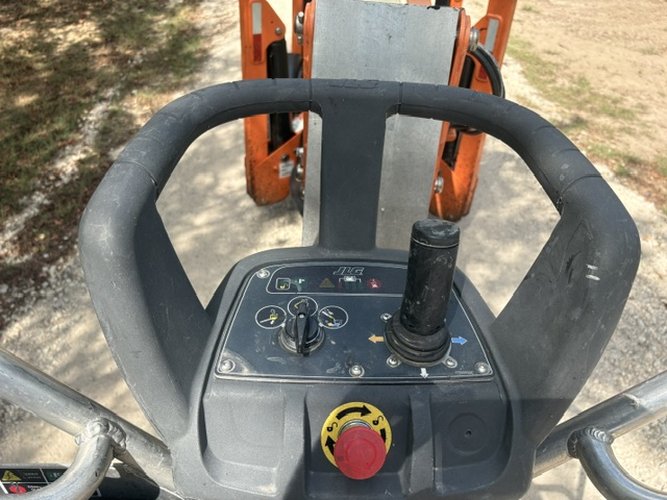 Used 2019 JLG T500J Towable Boom Lift, photo 10