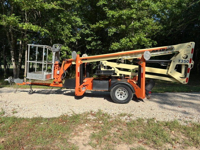 Used 2019 JLG T350 Towable Boom Lift