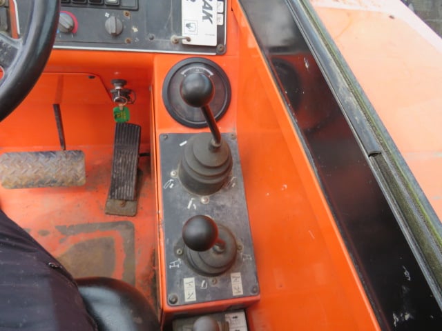 Used 2015 SKYTRAK 6042 Telehandler Forklift