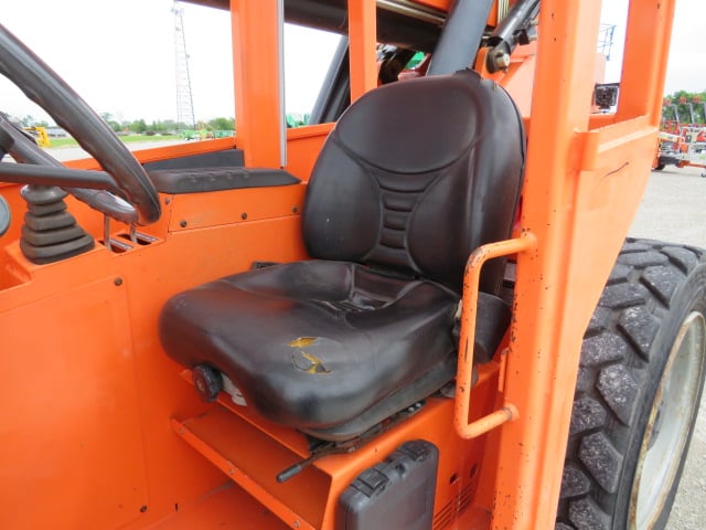 Used 2016 SKYTRAK 8042 Telehandler Forklift
