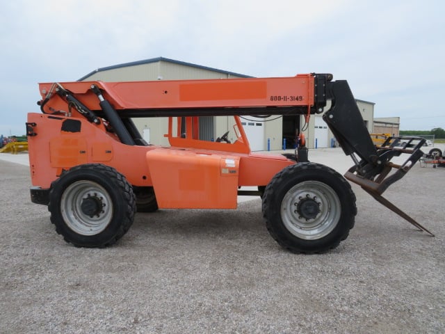 Used 2016 SKYTRAK 8042 Telehandler Forklift