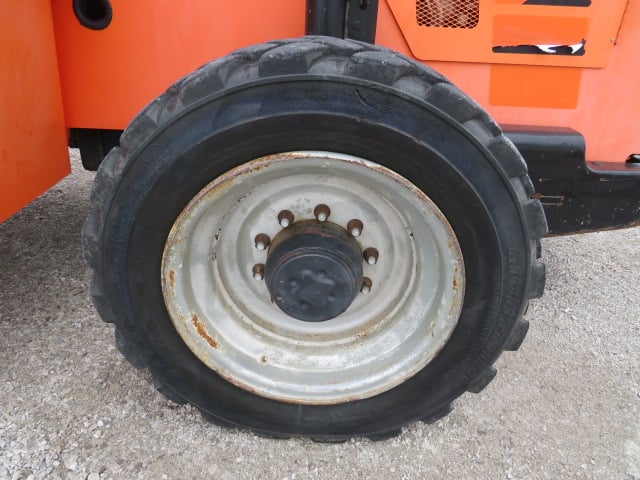 Used 2016 SKYTRAK 8042 Telehandler Forklift