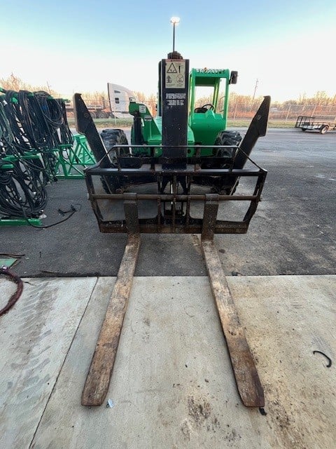 Used 2015 SKYTRAK 10054 Telehandler Forklift