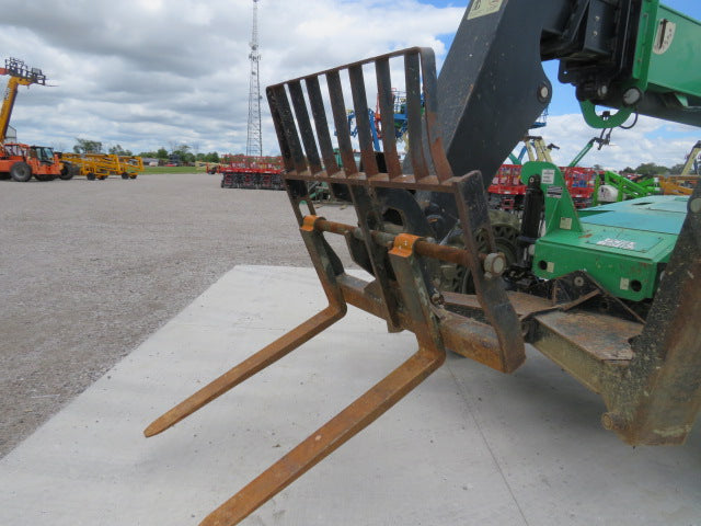 Used 2015 SKYTRAK 10054 Telehandler Forklift