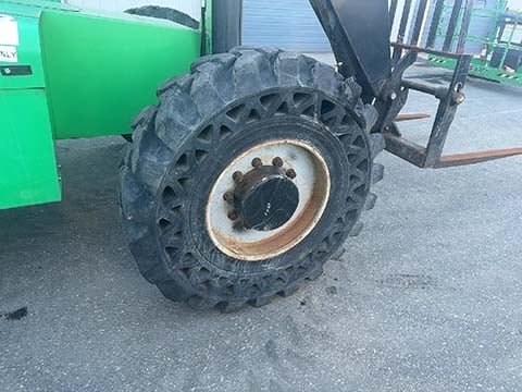 Used 2015 SKYTRAK 6042 Telehandler Forklift