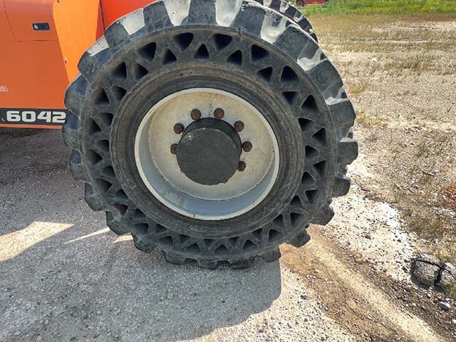 Used 2016 SKYTRAK 6042 Telehandler Forklift