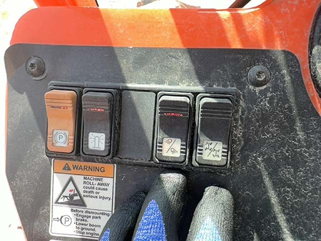 Used 2016 SKYTRAK 6042 Telehandler Forklift