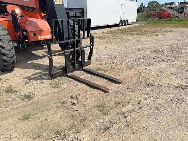 Used 2016 SKYTRAK 6042 Telehandler Forklift