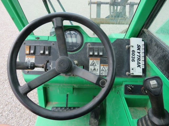 Used 2016 SKYTRAK 6036 Telehandler Forklift
