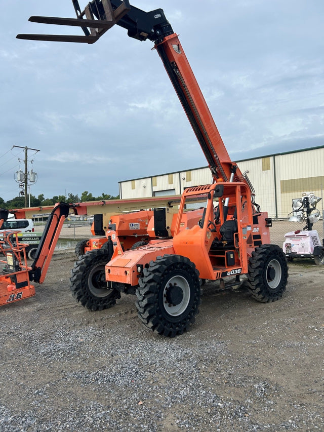Used 2017 SKYTRAK 6036 Telehandler Forklift
