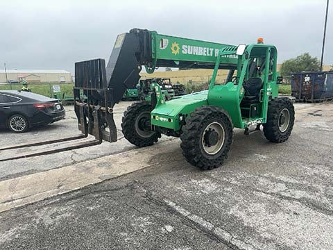 Used 2017 SKYTRAK 6042 Telehandler Forklift