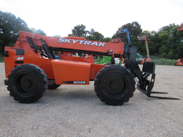 Used 2017 SKYTRAK 6036 Telehandler Forklift