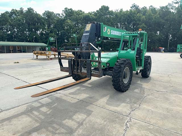Used 2017 SKYTRAK 8042 Telehandler Forklift