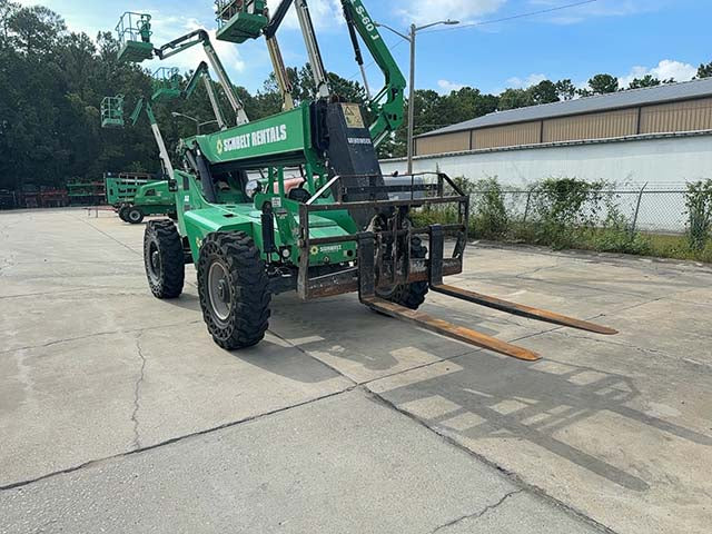 Used 2017 SKYTRAK 8042 Telehandler Forklift