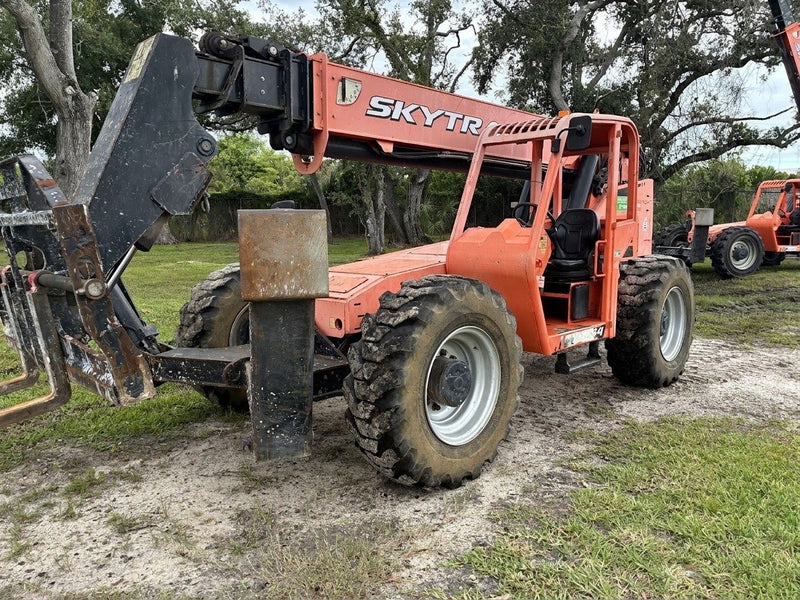 Used 2017 SKYTRAK 10054 Telehandler Forklift, photo 1